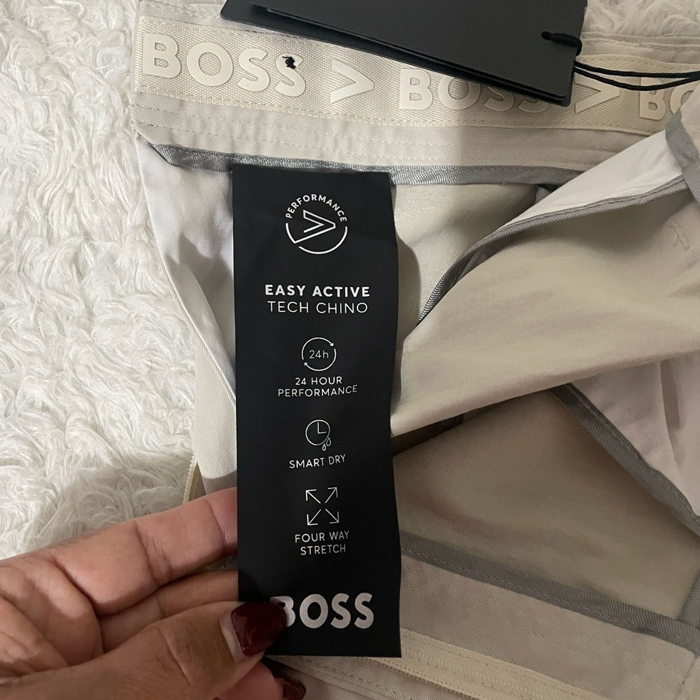 Hugo Boss Men's Beige Dress Pants - Picture 3 of 16